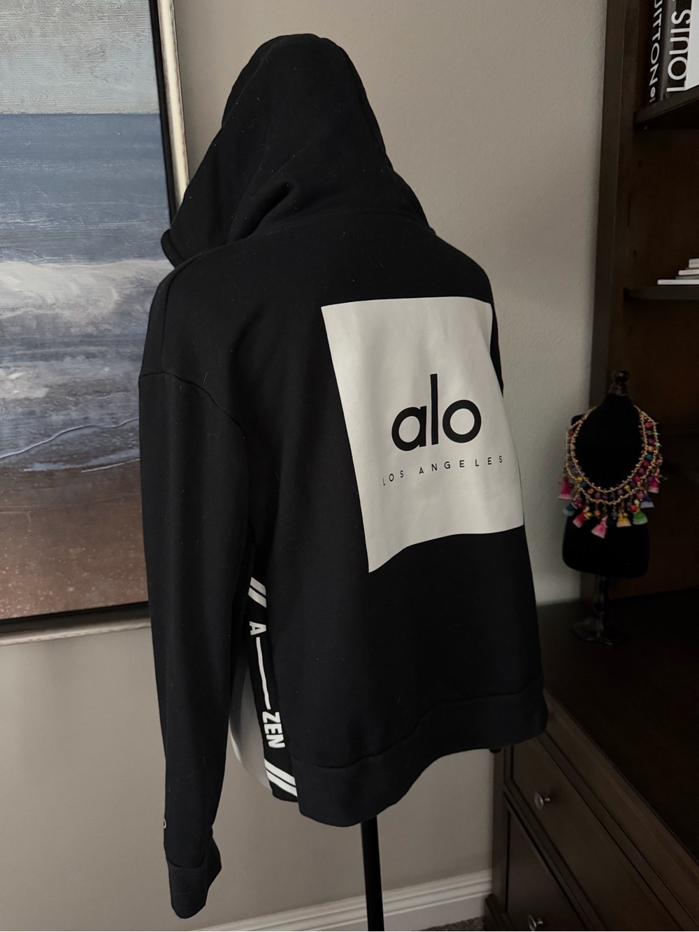 ALO Yoga women’s Black Zip-Up Hoodie Los Ángeles